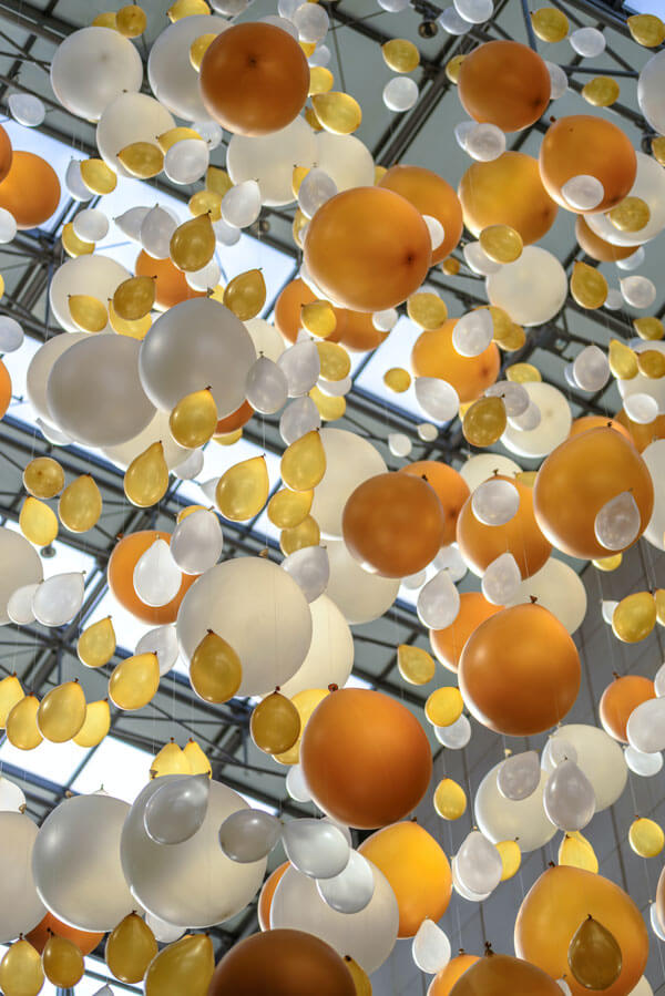 Himmel aus Luftballons